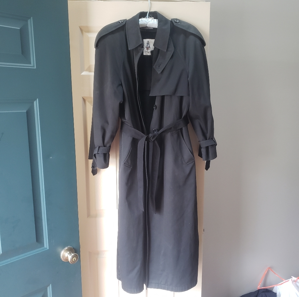 Size 12 Misty Harbor lined trench coach